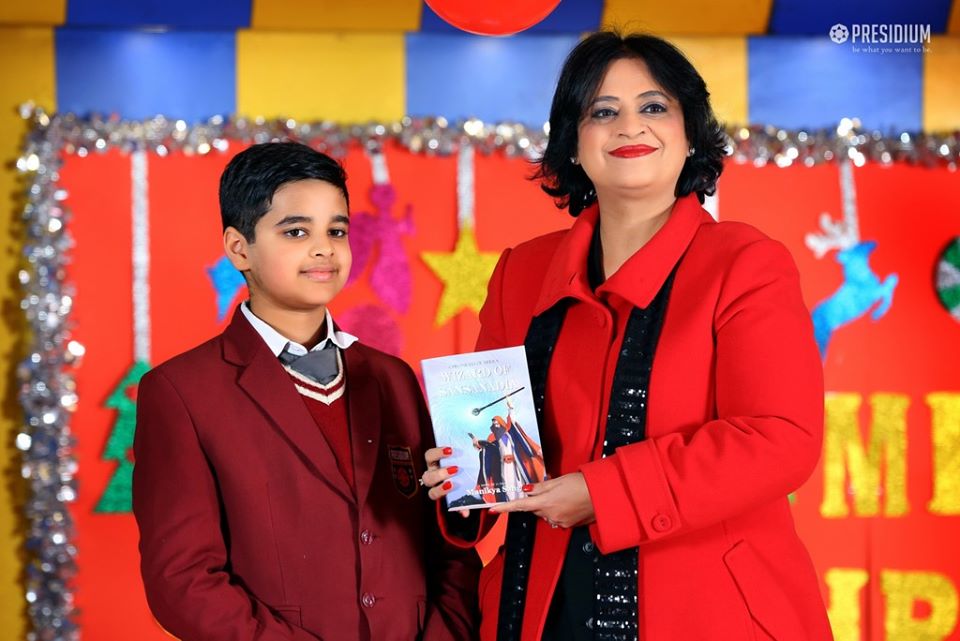 Mrs Sudha Gupta lovingly receives Manikya’s book and gives her blessings